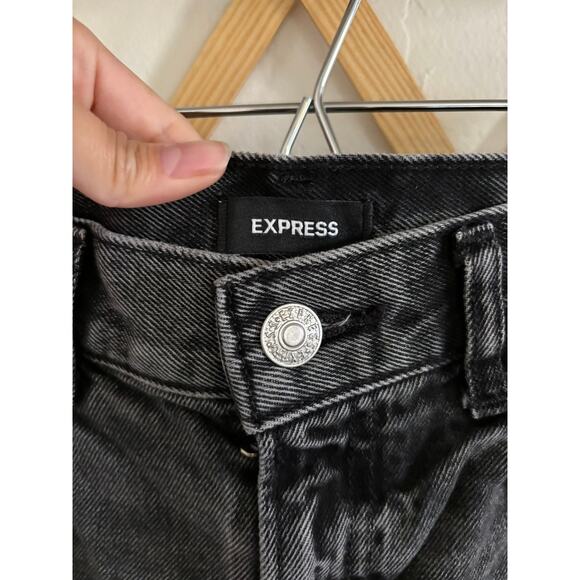 Express Jeans Women's 2 High Rise Straight Ankle Black Vintage Wash Cut Out - Picture 6 of 9